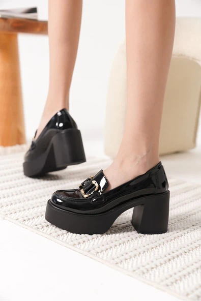 Felice Siyah Rugan Gold Tokalı Kadın Loafer - 6