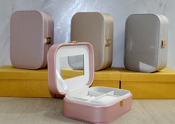 MDB Deri Kaplamalı Makyaj Ve Takı Kutusu ürün görseli 1