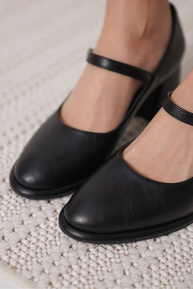 Slay Siyah Cilt Kadın Topuklu Ayakkabı - Resim 4