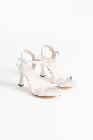 Karen Kadın Beyaz Tek Bant Sandalet - 2