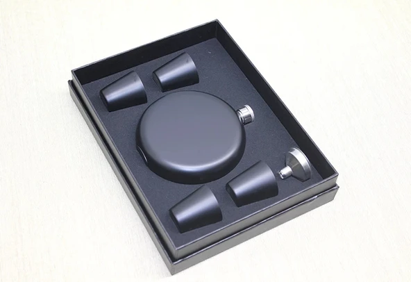 MDB 4 Shot Bardaklı Matara Seti Yuvarlak Siyah ürün görseli 1