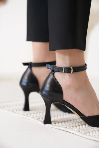 Clara Kadın Siyah Topuklu Ayakkabı - Resim 6