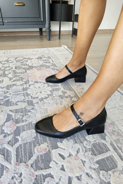 OPS 10 502 Topukla Kadın Kalın Topuklu Bilekden Tokalı Ayakkabı - Resim 2