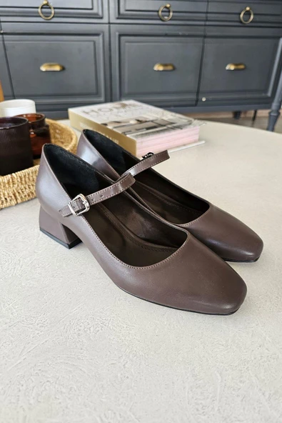 OPS 10 502 Topukla Kadın Kalın Topuklu Bilekden Tokalı Ayakkabı - Resim 8