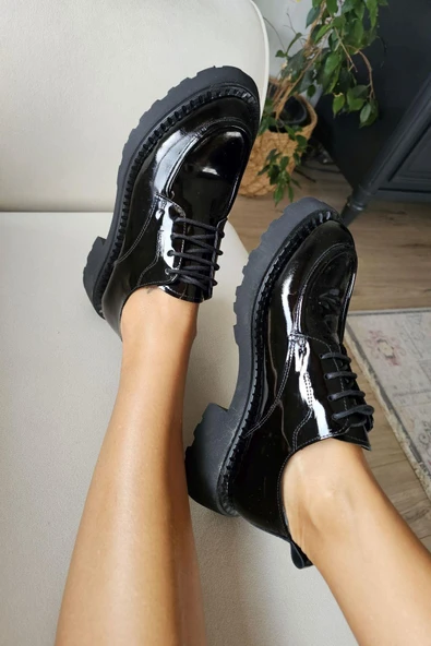 OPS 022 20793 Topukla Kadın Düz Taban Bağcıklı Siyah Hakiki Deri Streç Ayakkabı ürün görseli