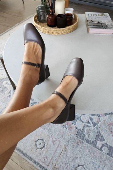 OPS 10 502 Topukla Kadın Kalın Topuklu Bilekden Tokalı Ayakkabı - Resim 12