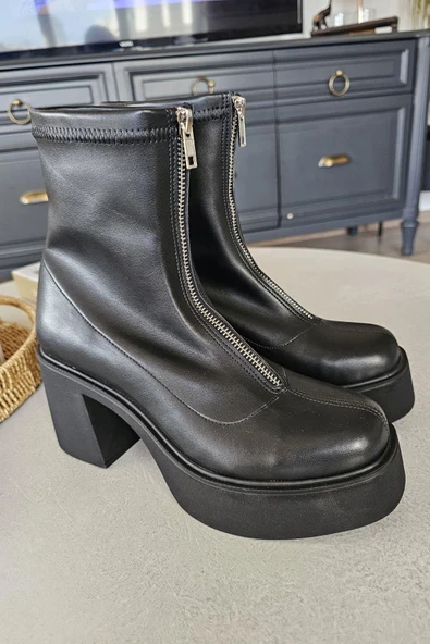 OPS 022 120604 Topukla Kadın Hakiki Deri Önden Fermualı Kalın Topuklu Bot - Resim 4