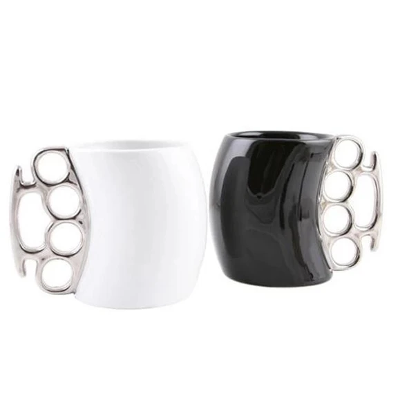 MDB Muşta Tasarımlı Seramik Kupa ürün görseli 1