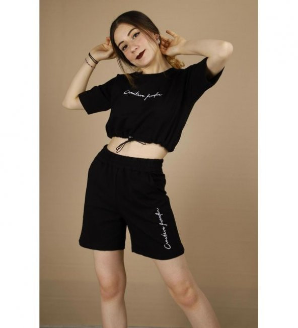 GO ON OUTFIT Kadın Önü Nakışlı T-Shirt Ve Bermuda Şortlu Siyah Takım GOON145 - 2