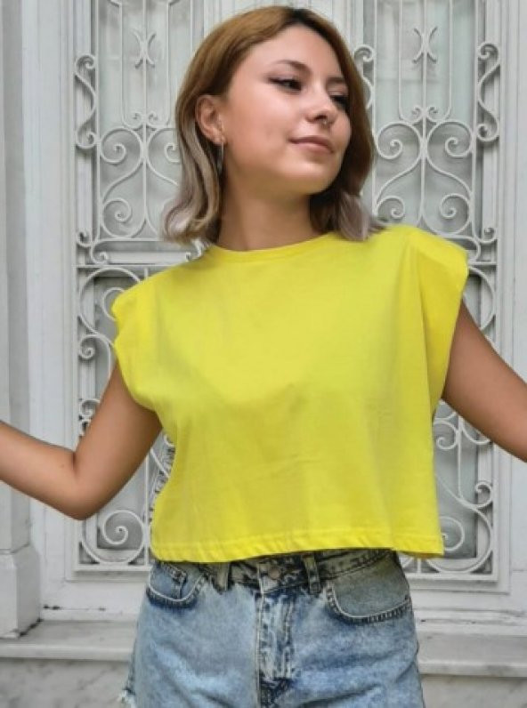 GO ON OUTFIT Kadın Vatkalı Crop T-Shirt Sarı GOON87