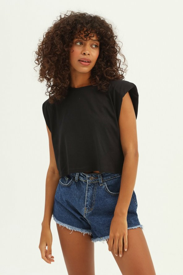 GO ON OUTFIT Kadın Vatkalı Crop T-Shirt Siyah GOON110 - 5