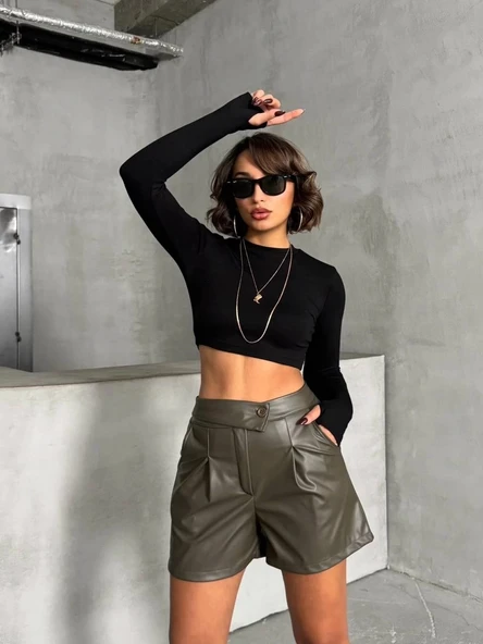 İki düğmeli pileli şort - Resim 5