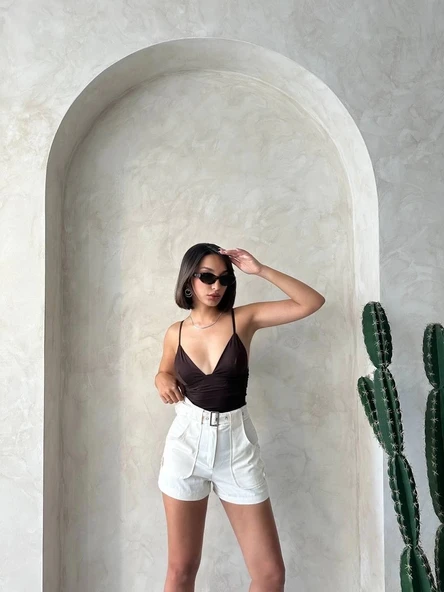 Kemer detaylı gabardin şort krem s25289 - Resim 4