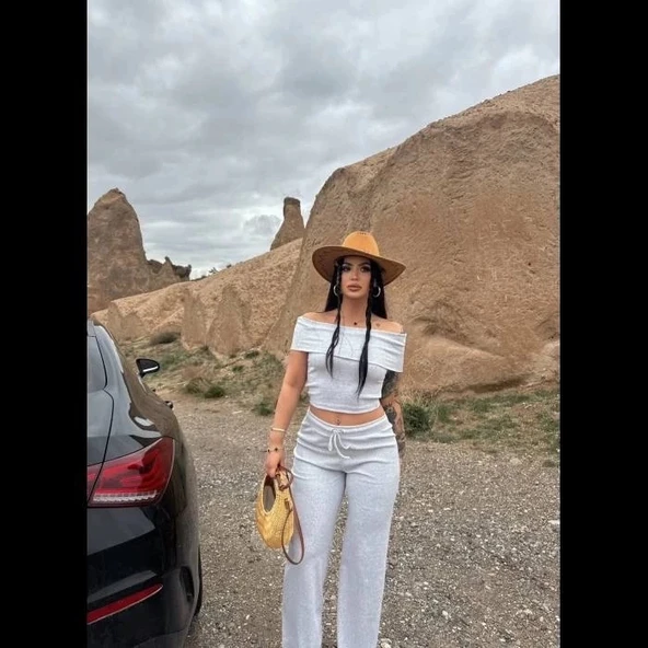 Madonna yaka bol paça pantolonlu takım - Resim 4