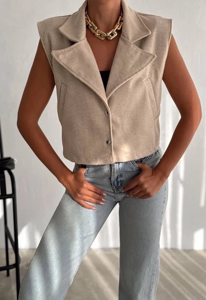 Önü çıtçıtlı cepli kaşe yelek bej f2253