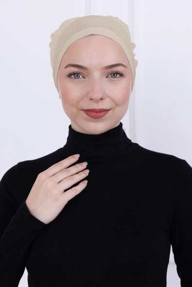 Loggia Fırfırlı Önden Dikişli Penye Bone - Kadın Tesettür Bağlamalı Topuz İç Bone-Krem - Resim 4