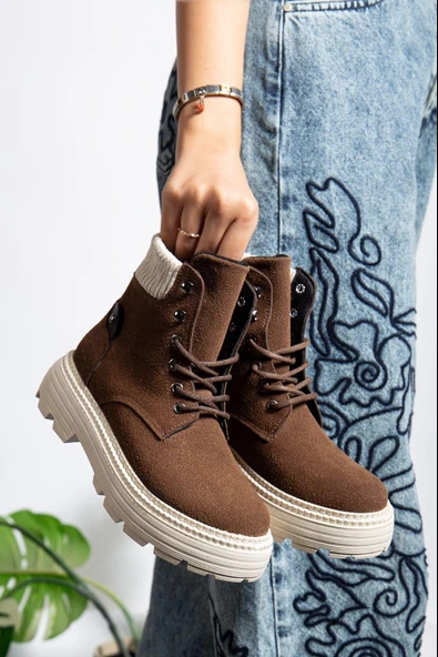 ET-ZNN-Kahve Süet Bağcıklı Yüksek Taban Kadın Bot ürün görseli