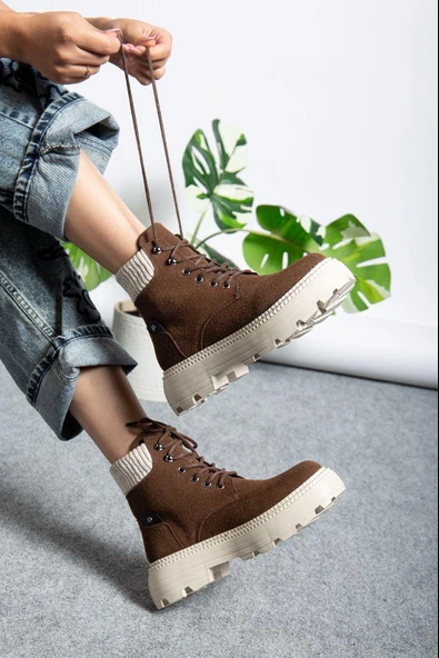 ET-ZNN-Kahve Süet Bağcıklı Yüksek Taban Kadın Bot - Resim 2