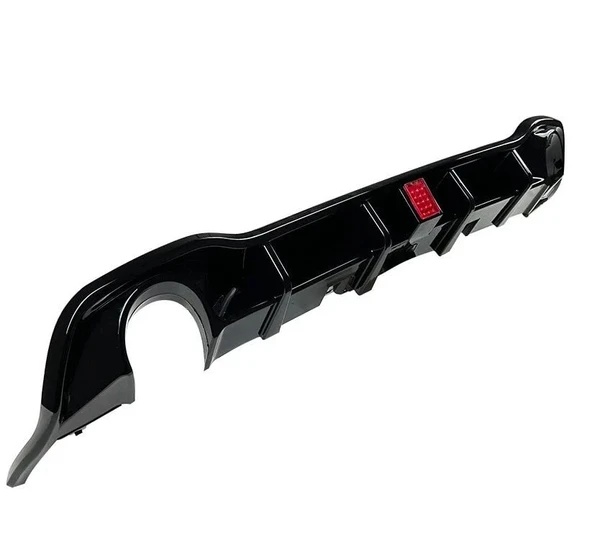 AUTOGP Vw golf 8 gti arka tampon difüzörü ledli ışıklı piano black 2021+ - Resim 2