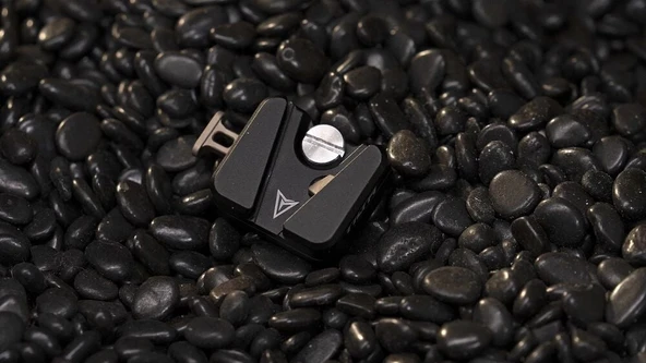 Tilta TA-PBP2-V  V- Mount Akü Plakası - Resim 7