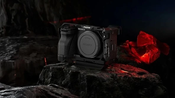 Tilta TA-T54-A-B Sony A6700 İçin Kafes Kiti - Resim 4