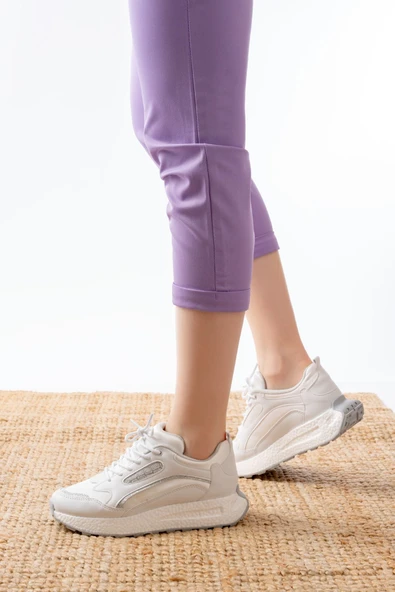 F-307 Beyaz Bağcıklı Saten Taş Aksesuarlı Günlük Spor Ayakkabı - Resim 2