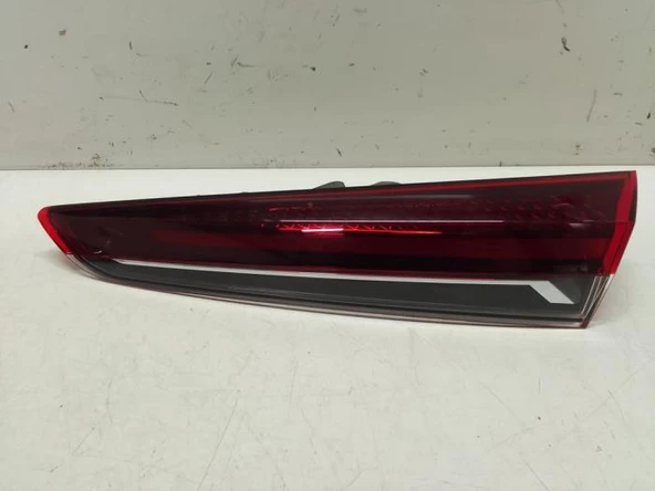 SAĞ ARKA IÇ STOP LAMBASI RENAULT CAPTUR II 20> 265501234R ürün görseli