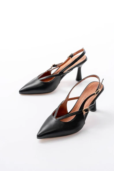 4962 Siyah Sivri Burun Tokalı Yuvarlak Topuk Kadın Sandalet - 4