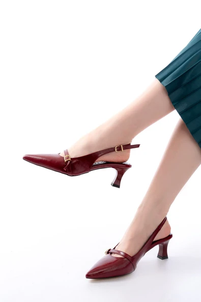 H-470 Bordo Rugan Baret Tokalı Arkası Açık Günlük Kadın Sandalet - 2