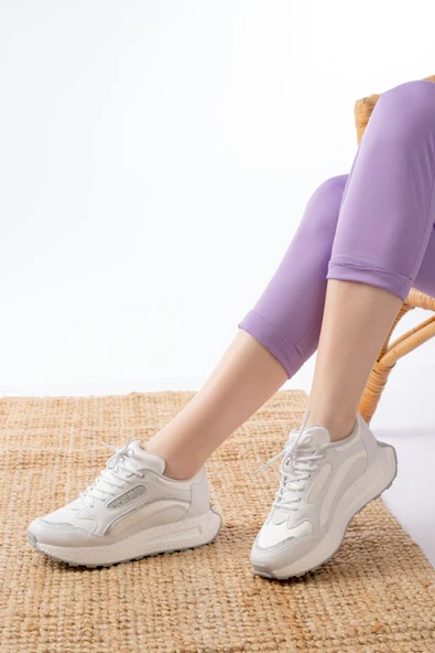 F-307 Beyaz Bağcıklı Saten Taş Aksesuarlı Günlük Spor Ayakkabı ürün görseli 1