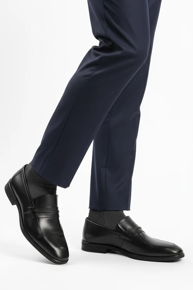 Aspor Siyah Hakiki Deri Bağcıksız Erkek Klasik Ayakkabı ürün görseli