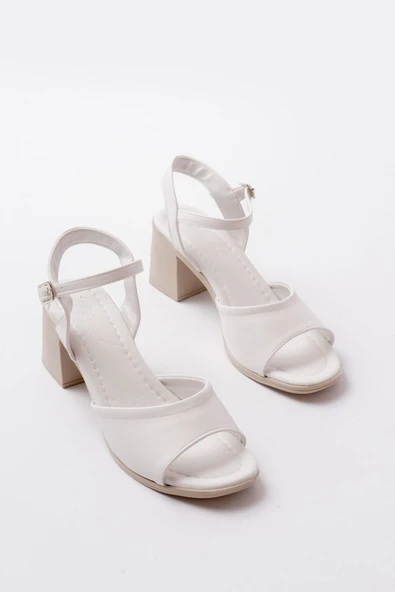 K-13 Beyaz Günlük Topuklu Kadın Sandalet - 3