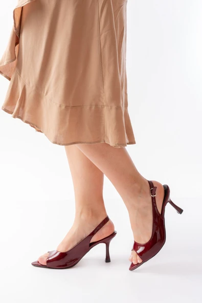 717 Bordo Rugan Sivri Burunlu Topuklu Kadın Sandalet