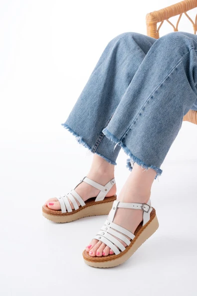 730-142 Beyaz Hakiki Deri Ortopedik Taban Kadın Sandalet - 2