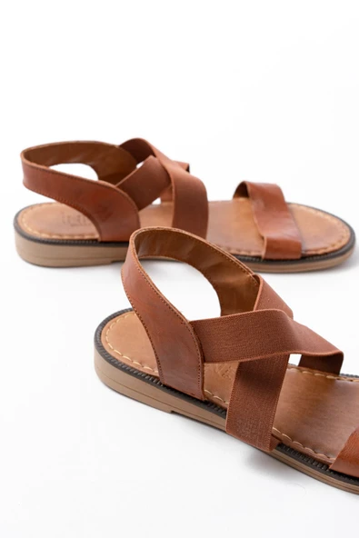 205-04 Taba Tek Bantlı Lastikli Hakiki Deri Ortopedik Taban Kadın Sandalet - Resim 3