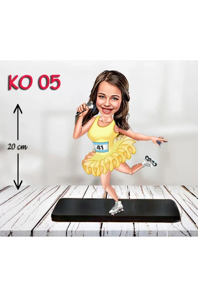 Kişiye Özel Ahşap Biblo - Kız Çocuk Karikatür Biblo - Patenci Biblo ürün görseli