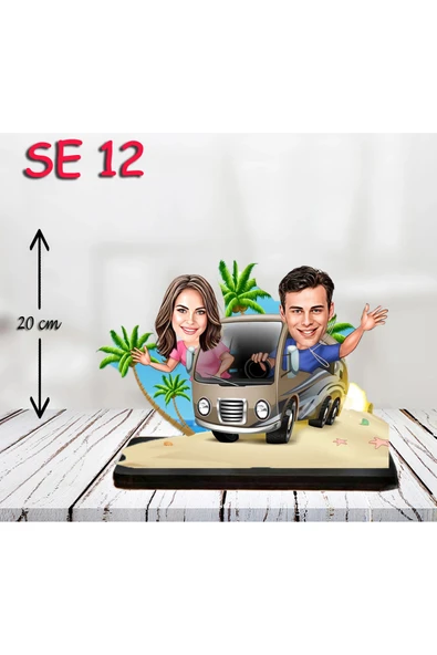 Kişiye Özel Ahşap Biblo - Karavan Kullanan Çift ürün görseli