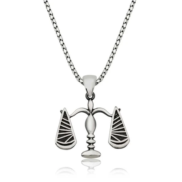 925 Ayar Gümüş Adalet Terazisi Kadın Gümüş Kolye ürün görseli 1