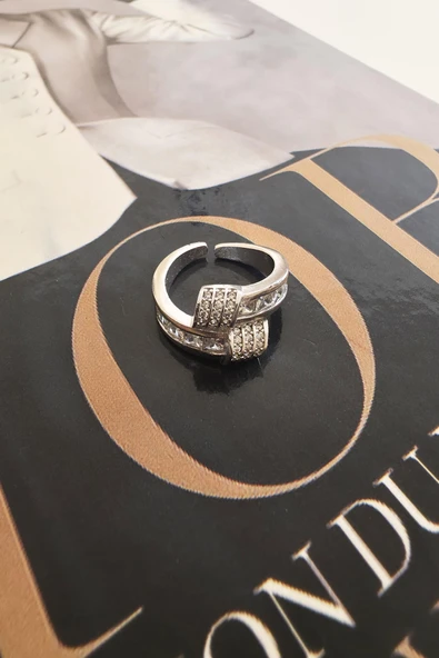 Kadın Vip Seri Baget Zirkon Taşlı Numarasız Ayarlanabilir Yüzük - Resim 2