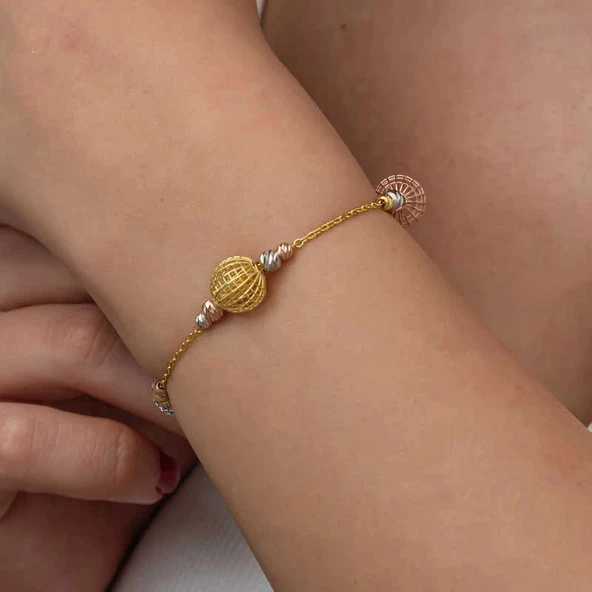 Gümüş Renkli Toplu Dorika Kadın Bileklik - Resim 3