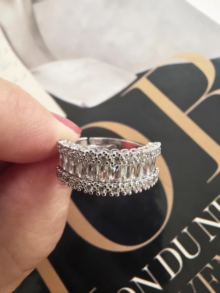 Kadın Vip Seri Baget Zirkon Taşlı Numarasız Ayarlanabilir Yüzük - Resim 2