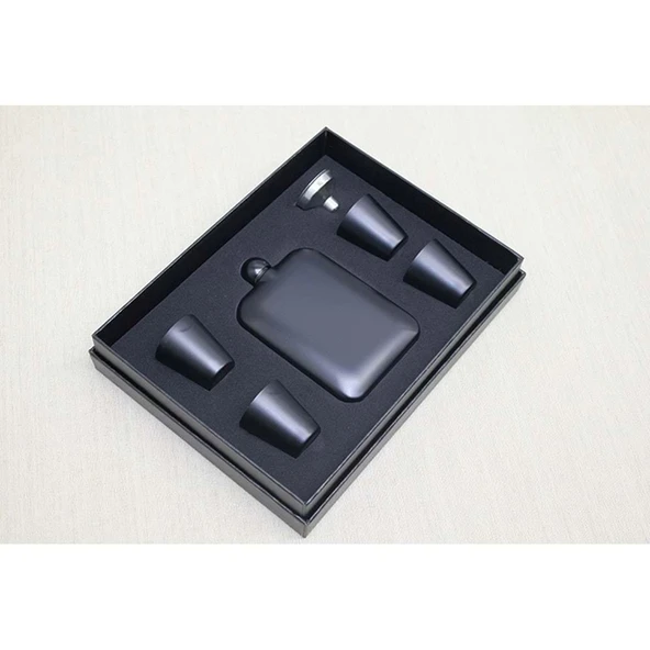 4 Shot Bardaklı Matara Seti ürün görseli 1