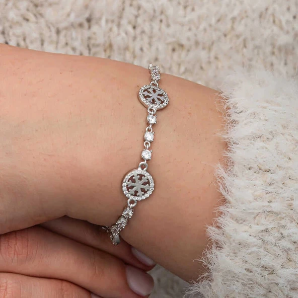 Gümüş Halka İçinde Kar Tanesi Kadın Bileklik - Resim 5