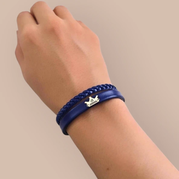 14 Ayar Altın Plakalı Harfe Özel Hakiki Lacivert Derili Taç Motifli Hediye Bileklik-506 - Resim 3