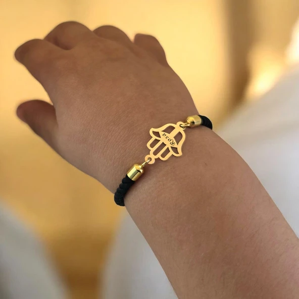 14 Ayar Altın Plakalı İsme Özel Hamsa Figürlü Siyah İpek Örgülü Hediye Bileklik-509 - Resim 2