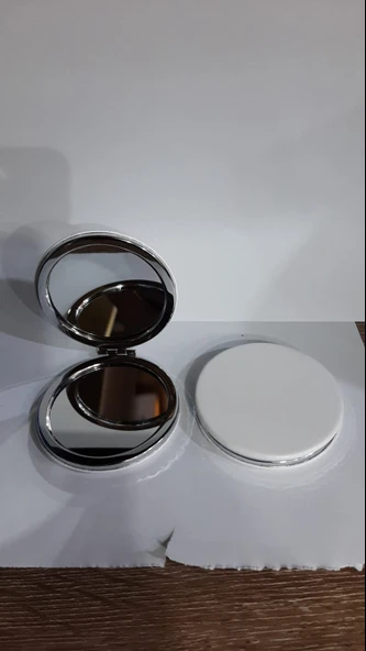 Beyaz Renk Büyüteçli Cep Aynası ürün görseli 1