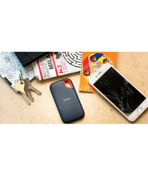 SanDisk Extreme Portable SSD  2TB - 6