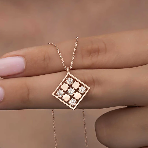 Gümüş Rose Dörtgen Zirkon Taşlı Kadın Kolye ürün görseli 1