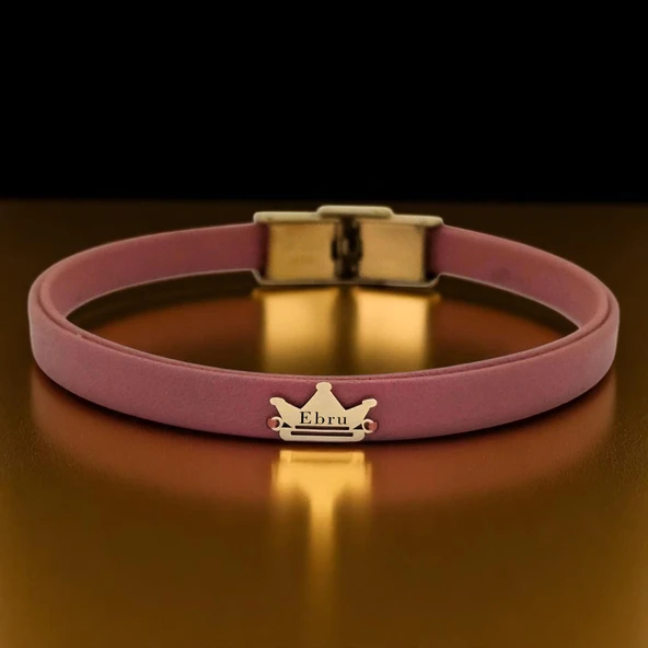 14 Ayar Altın Plakalı İsme Özel Taç Figürlü Koyu Pembe Derili Hediye Bileklik-515 ürün görseli