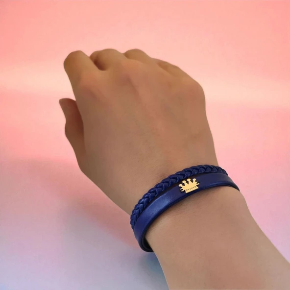 14 Ayar Altın Plakalı İsme Özel Taç Figürlü Hakiki Lacivert Derili Hediye Bileklik-517 - Resim 2